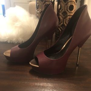 Boutique 9 Peep Toe Heels size 9.5